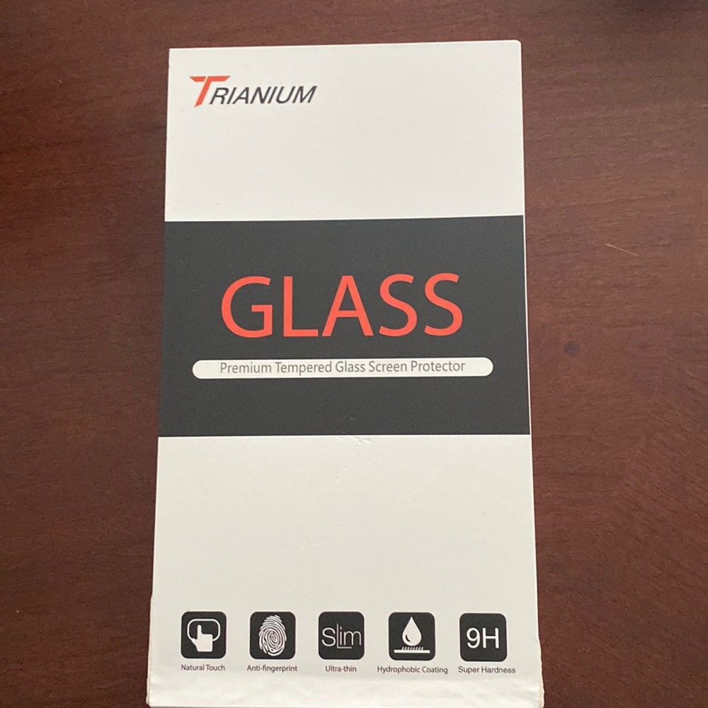 Trianium 3pk screen protector IPhone 11 Pro